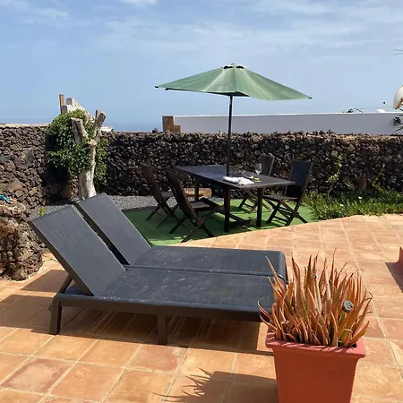 Típica Lanzarote House Only Adults * Tías