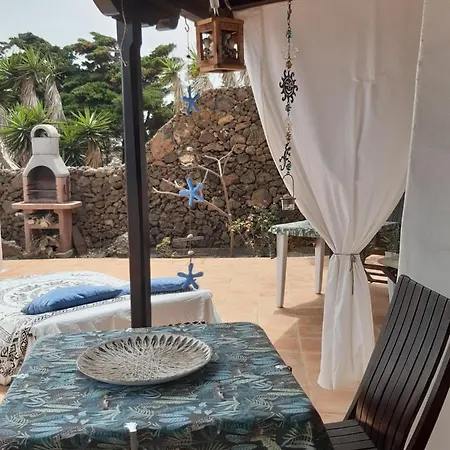 Tipica Lanzarote House Only Adults Bed & Breakfast