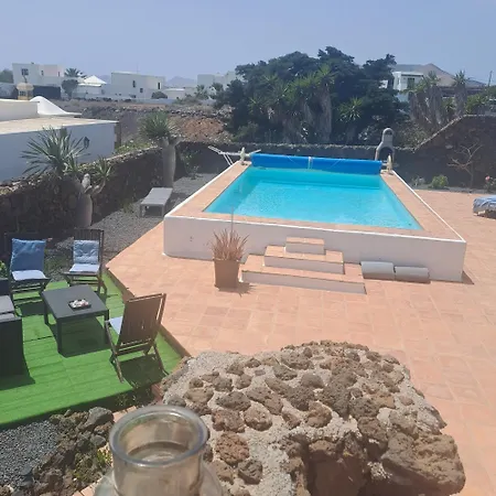 Tipica Lanzarote House Only Adults Bed & Breakfast Tias