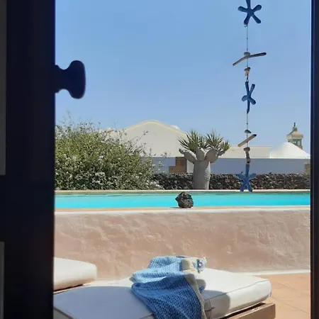Tipica Lanzarote House Only Adults Bed & Breakfast Tias