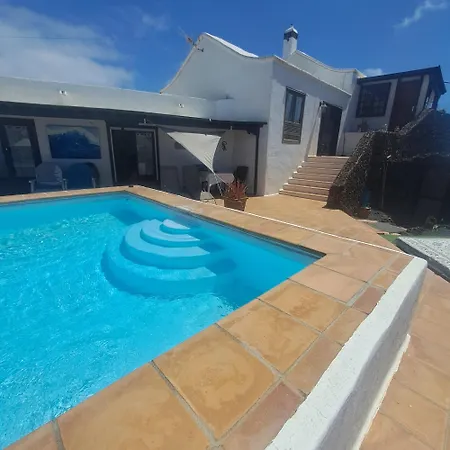 Bed & Breakfast Tipica Lanzarote House Only Adults Tias
