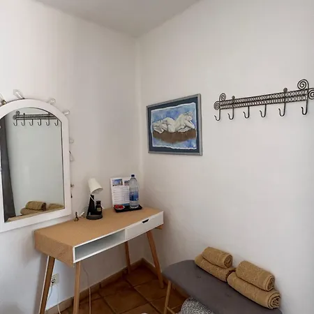 Дом отдыха Casa Compartida,suite Bano Privado (adults Only)